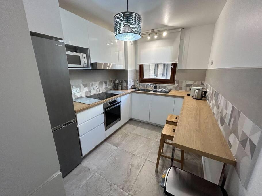 Splendid 92M2 Renovated, 4 Rooms Charenton-le-Pont Buitenkant foto