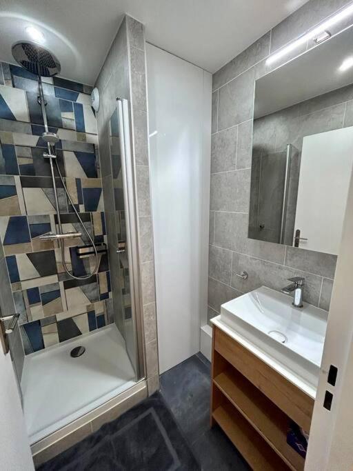 Splendid 92M2 Renovated, 4 Rooms Charenton-le-Pont Buitenkant foto