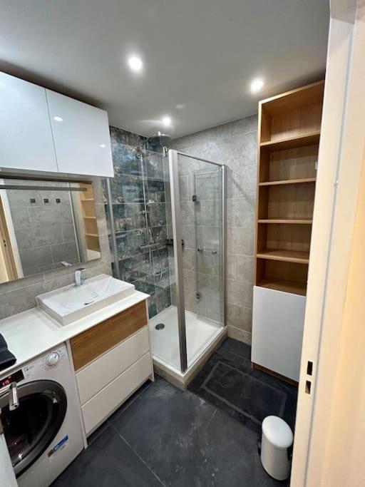 Splendid 92M2 Renovated, 4 Rooms Charenton-le-Pont Buitenkant foto